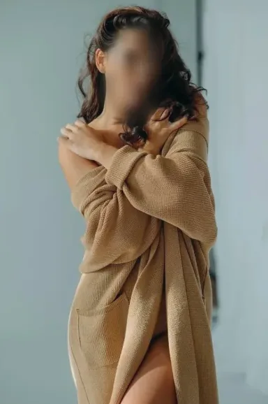 Ayse, 35