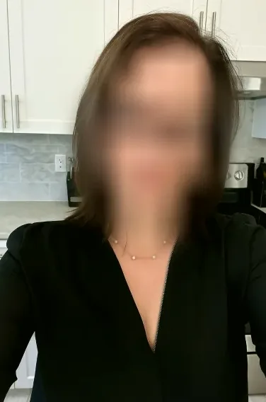Büsra, 38