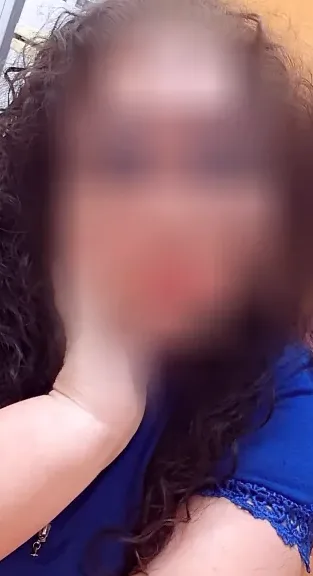 Charlotte, 39