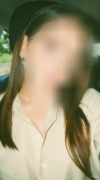 Fabienne, 25