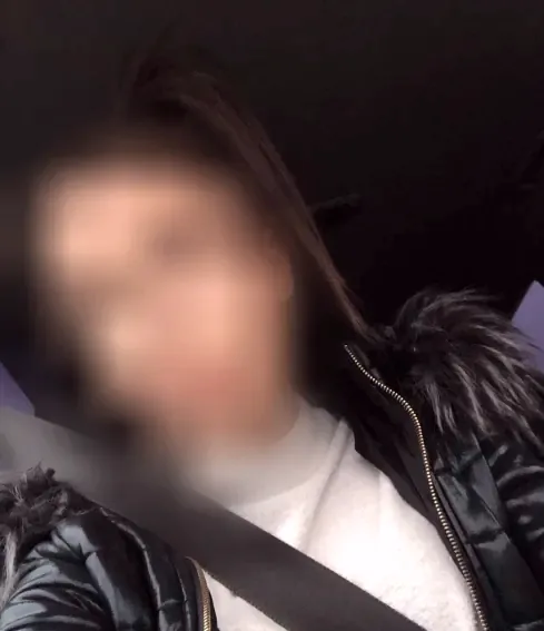 Helena, 28