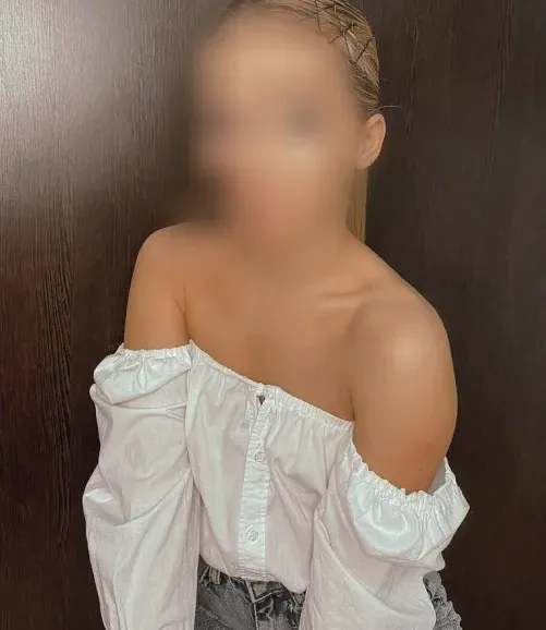 Janina, 36