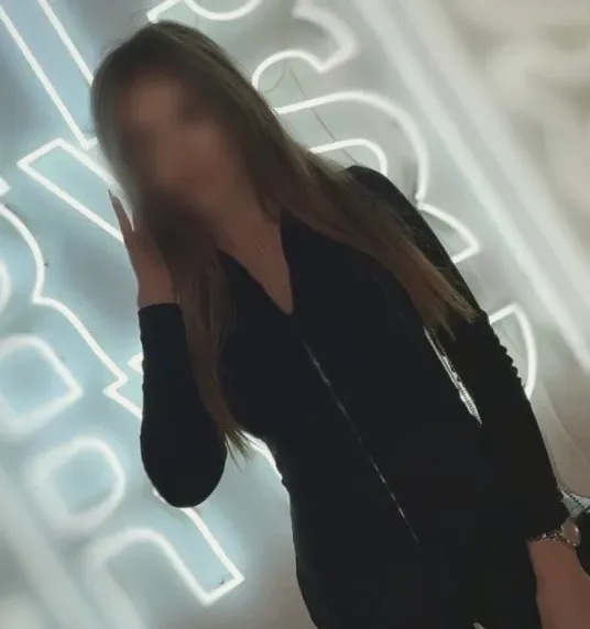 Jette, 32