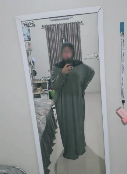 Linda, 26
