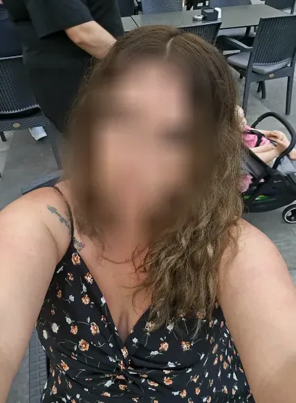 Marina, 36