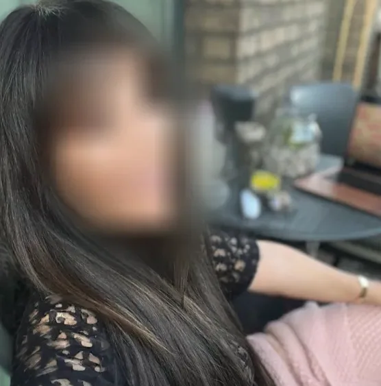 Marion, 24