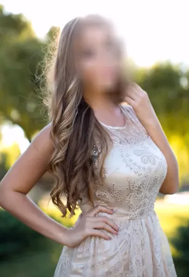 Melanie, 29