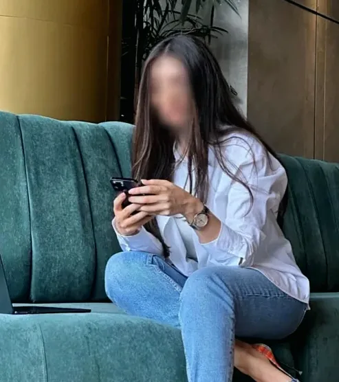 Merve, 38
