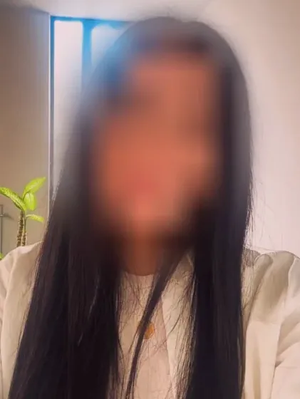Nora, 37