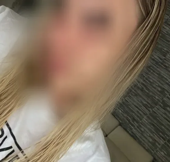 Saskia, 20