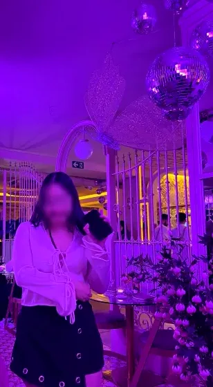 Saskia, 31