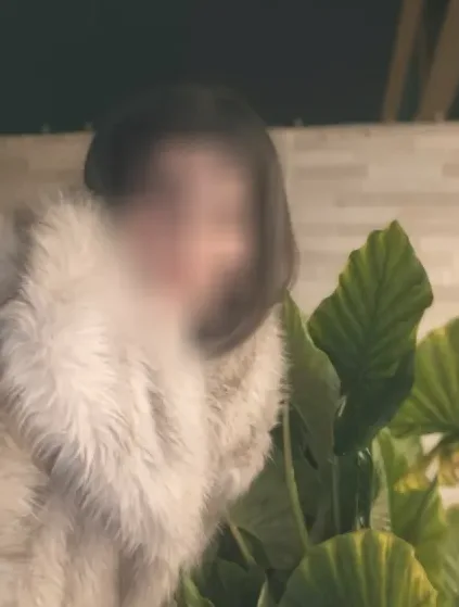 Saskia, 36
