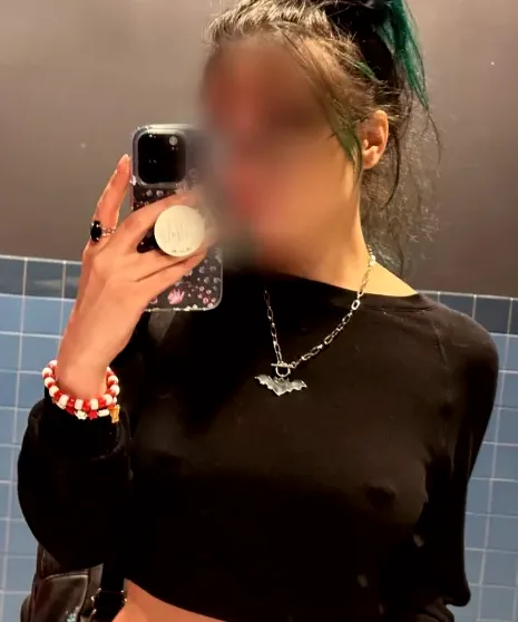 Sonja, 28