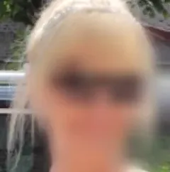 Zeynep, 37